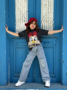 Girls Ripped Straight Leg Jeans - Image 3