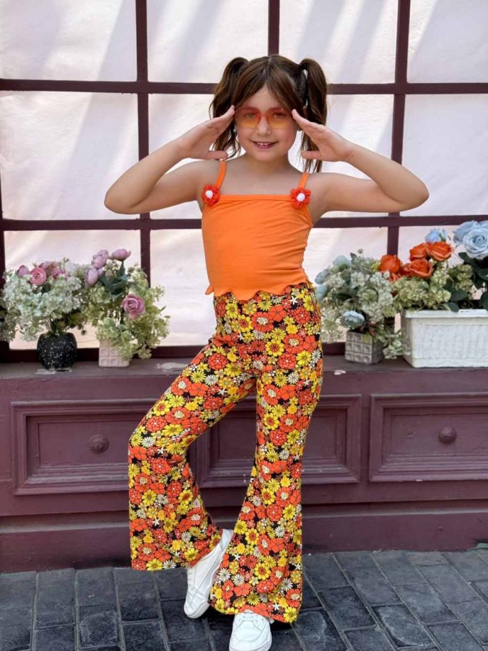 3D Flowers Top &Floral Print Flare Pants - Image 1