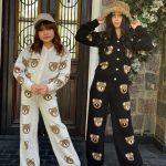 طقم تريكو جاكيت طابعه دبدوب زراير اماميه وبنطلون رجل واسعه