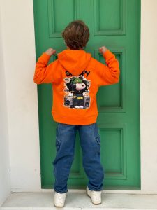 سويتشرت طابعه سنوبي