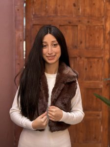 Faux Fur Cropped Vest - Image 2