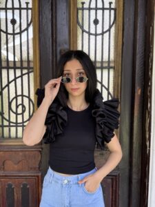 Ruffle Trim Scoop Neck Butterfly Sleeve Peplum Blouse - Image 7