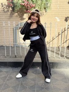 3pcs CK Letter Graphic Top & Striped Trim Jacket & Flare Leg Sweatpants Set - Image 4