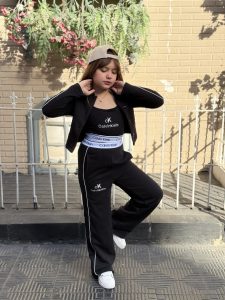 3pcs CK Letter Graphic Top & Striped Trim Jacket & Flare Leg Sweatpants Set - Image 3