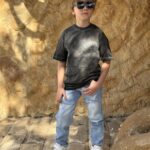 Casual Washed Ripped Tapered Fit Jeans