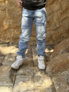 Casual Washed Ripped Tapered Fit Jeans - Image 2