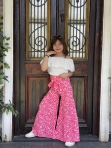 Solid Color Off-Shoulder Ruffle Gathered Blouse & Flare Leg Pants Set - Image 4