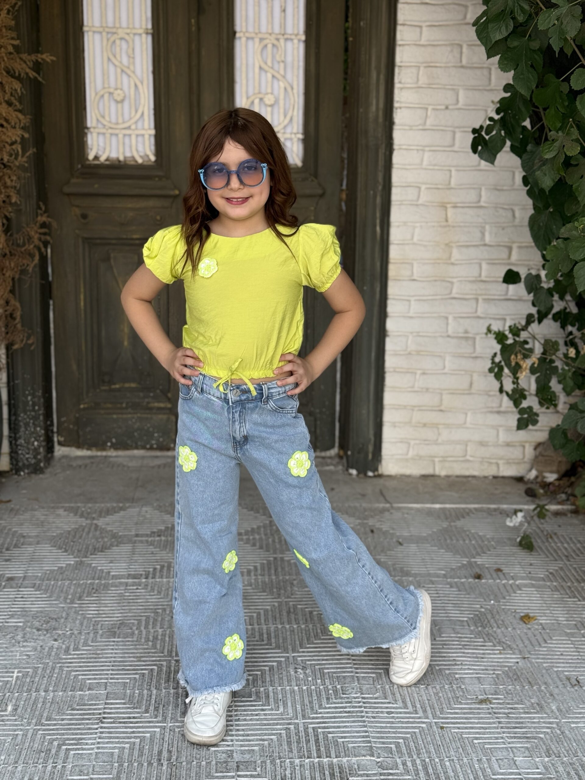 img_9743 Short Sleeve Crew Neck T-Shirt & 3D Flowers Wide Leg Jeans Pants - Image 1